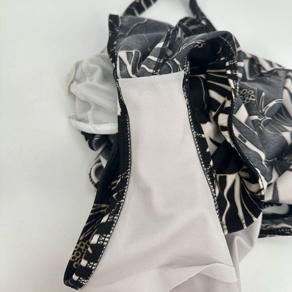 Miraclesuit Sanibel Swimsuit One Piece Underwire Padless Sz 16 Palm Hibiscus - Picture 10 of 10